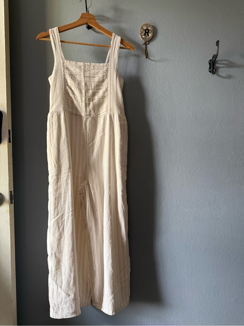 abercrombie kids size 13/14 Cream Striped Jumpsuit Romper
